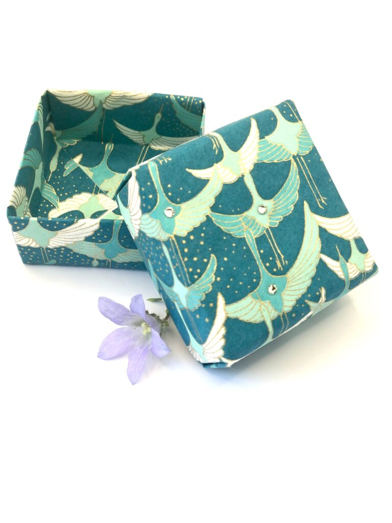 Boîte en origami grues turquoise