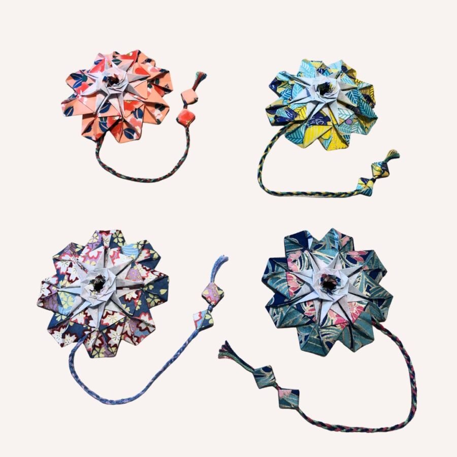 Marque page en origami collection multicolore